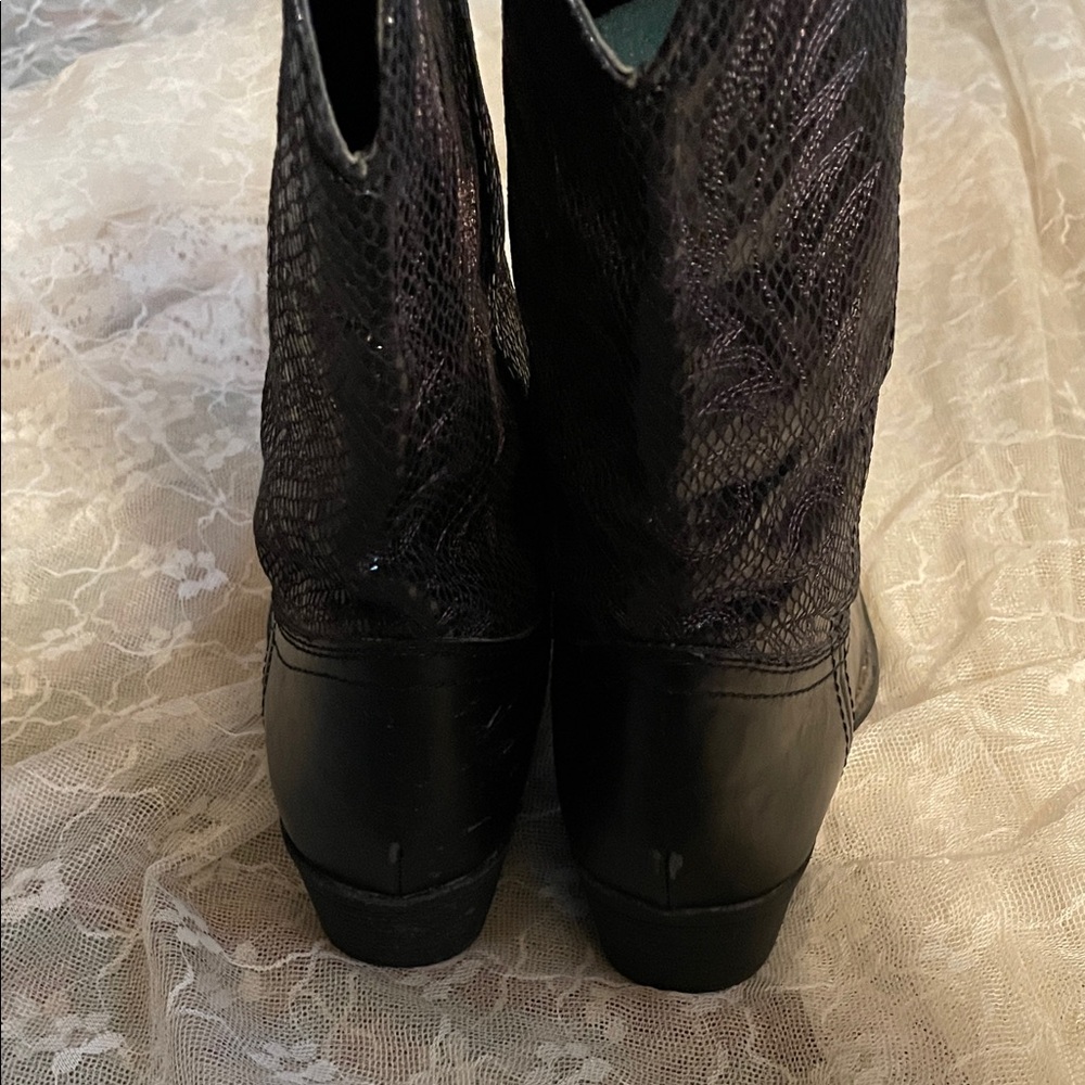 Rampage Black Heeled Boots - Picture 4 of 8